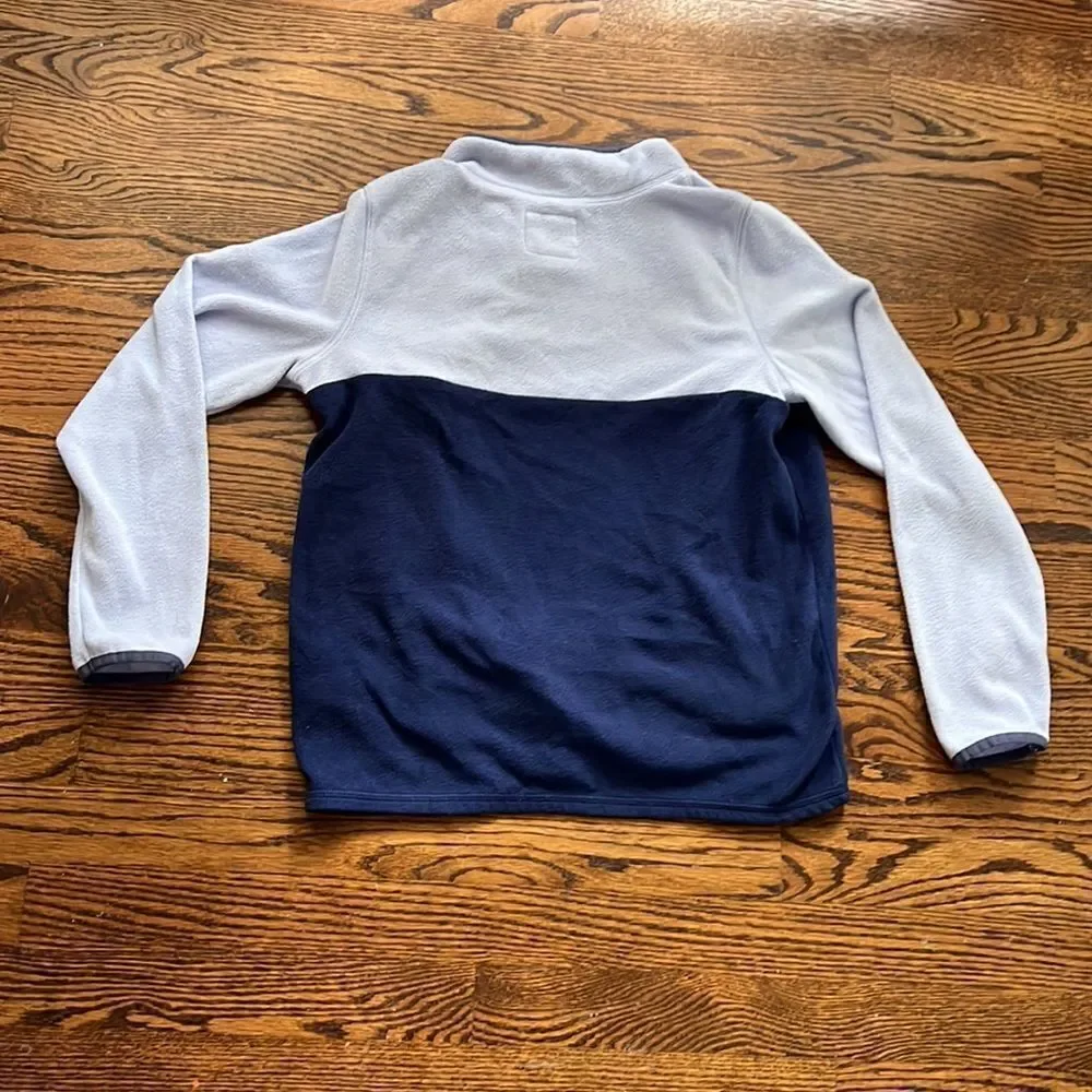 Great🎉condition OSHKOSH B’GOSH fleece pullover